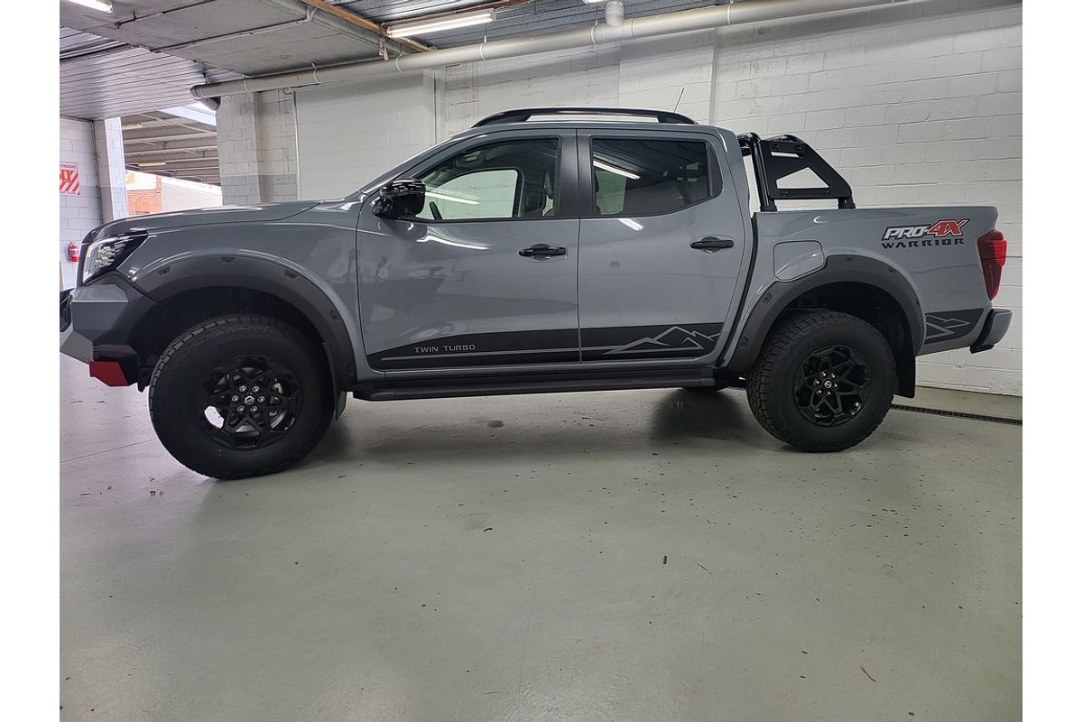 Nissan NAVARA 4X4 2.3 DSL AUTO DC P4X WARRIOR