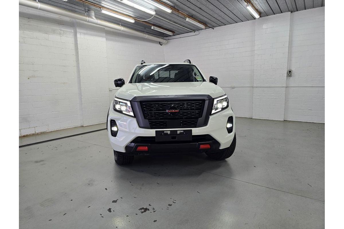 Nissan NAVARA 4X4 2.3 DSL AUTO DC P4X