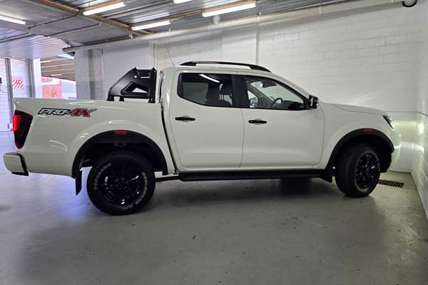 2025 Nissan Navara PRO-4X D23 4X4