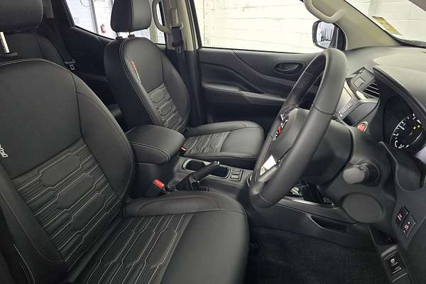 2025 Nissan Navara PRO-4X D23 4X4