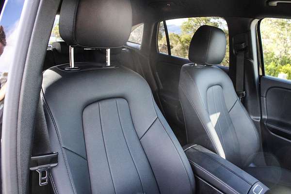 2022 Mercedes-Benz EQA EQA250 H243