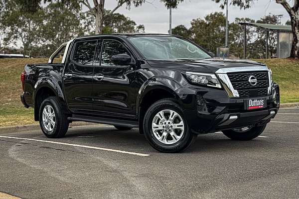 2025 Nissan Navara ST D23 4X4