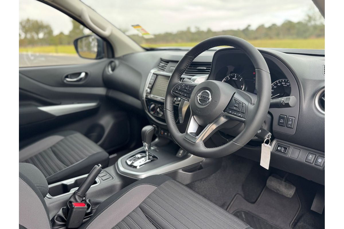 2025 Nissan Navara ST D23 4X4