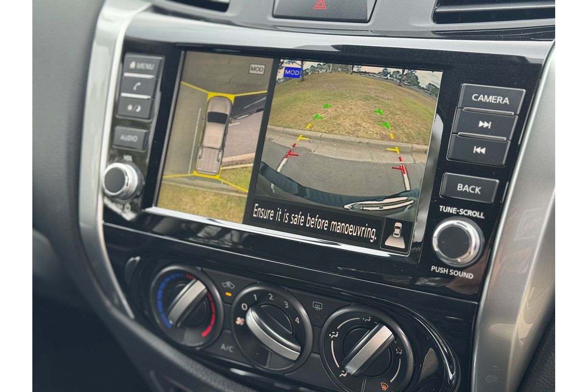2025 Nissan Navara ST D23 4X4