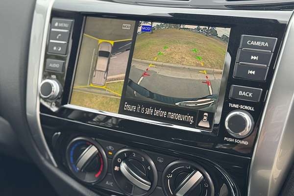 2025 Nissan Navara ST D23 4X4