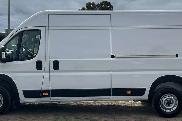 2024 Fiat Ducato Series 9