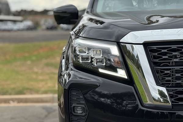 2025 Nissan Navara ST D23 4X4