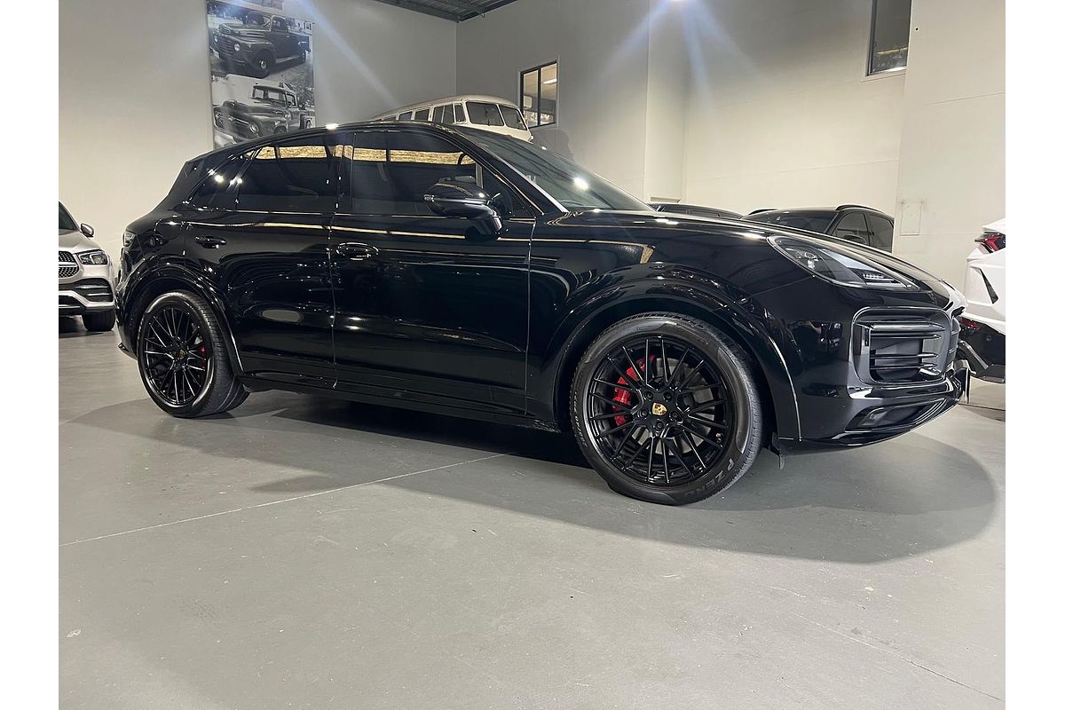 2020 Porsche Cayenne GTS 9YA