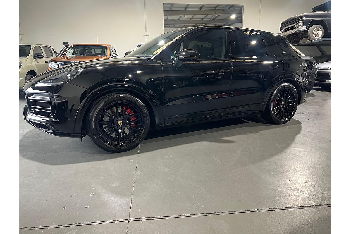 2020 Porsche Cayenne GTS 9YA