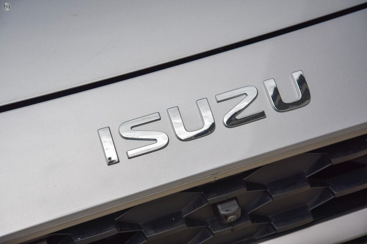 2025 Isuzu MU-X LS-T