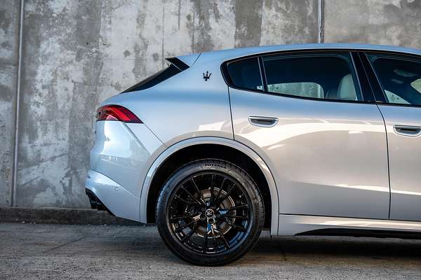 2024 Maserati Grecale Modena M182