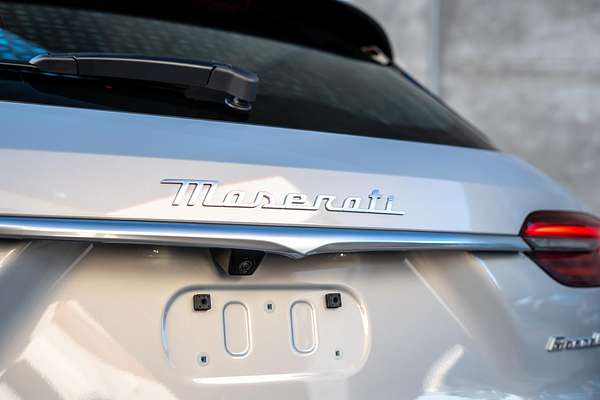 2024 Maserati Grecale Modena M182