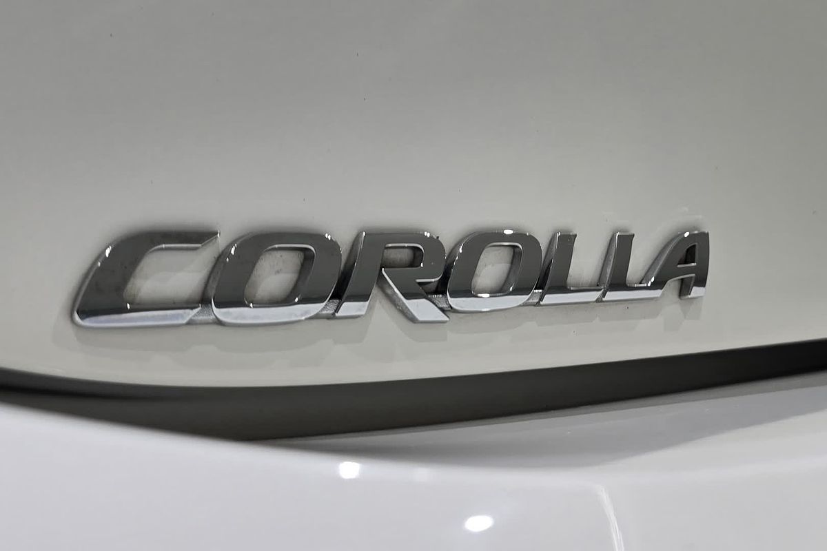 2022 Toyota Corolla Ascent Sport Hybrid ZWE219R
