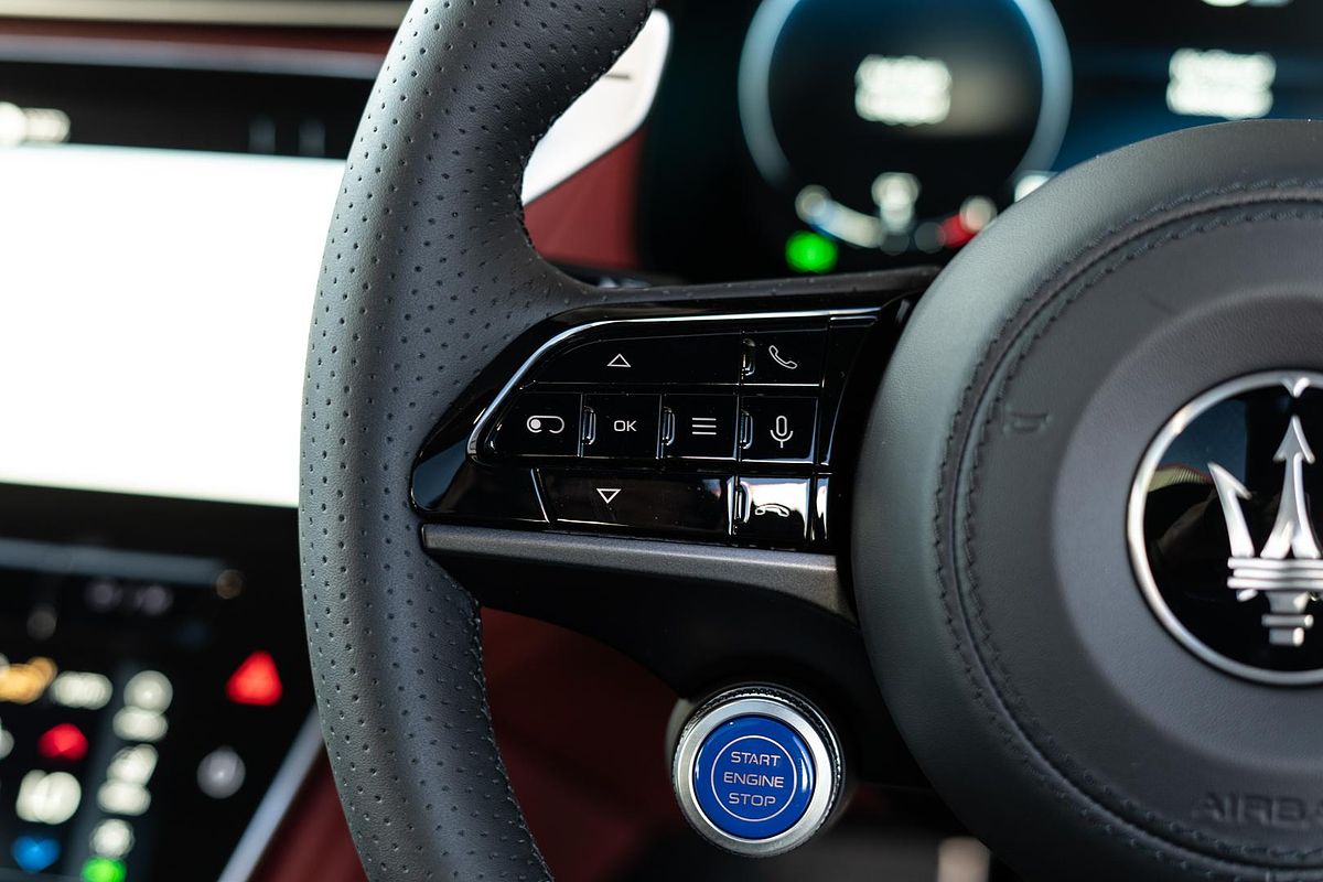 2024 Maserati Grecale Modena M182