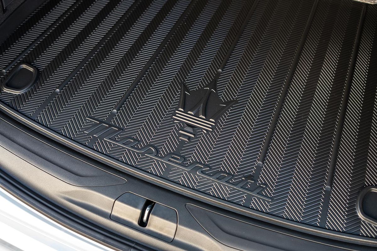 2024 Maserati Grecale Modena M182