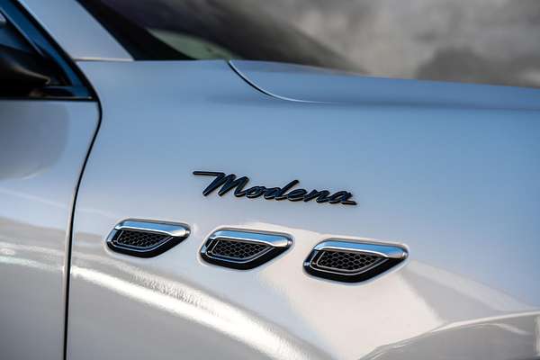 2024 Maserati Grecale Modena M182