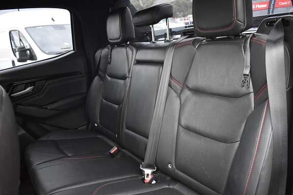 2022 Isuzu D-MAX X-TERRAIN 4X4