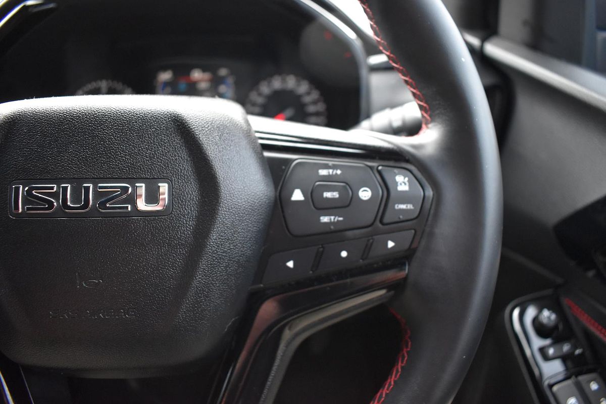 2022 Isuzu D-MAX X-TERRAIN 4X4