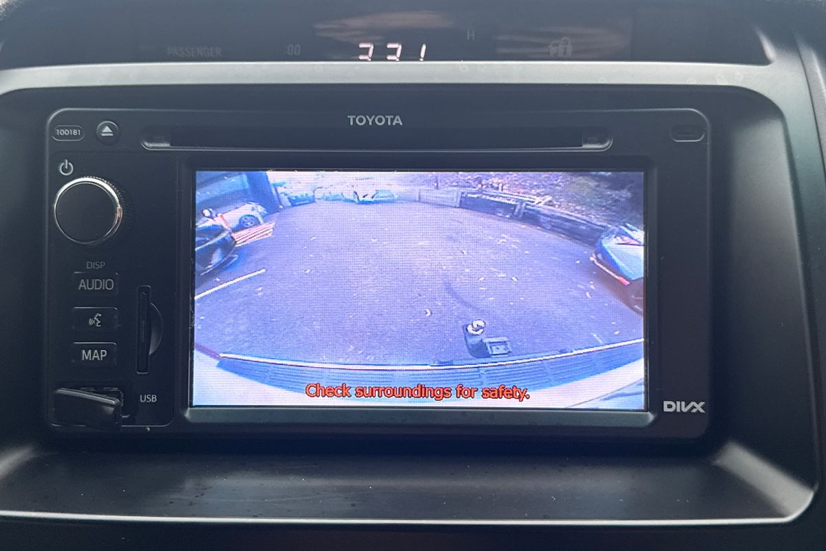 2012 Toyota Landcruiser GXL VDJ200R
