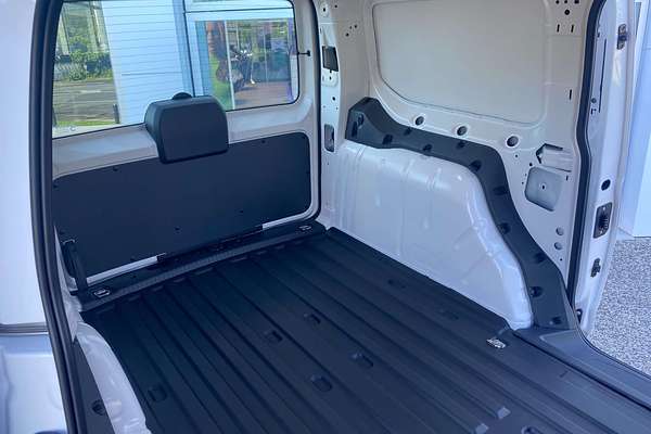2024 Volkswagen Caddy TDI320 5 LWB