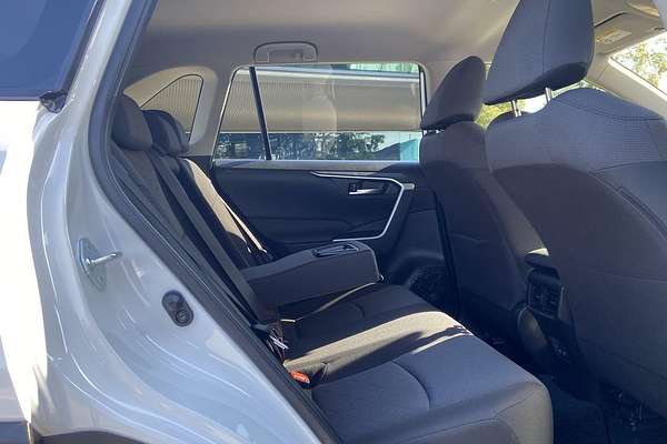 2021 Toyota RAV4 GXL MXAA52R