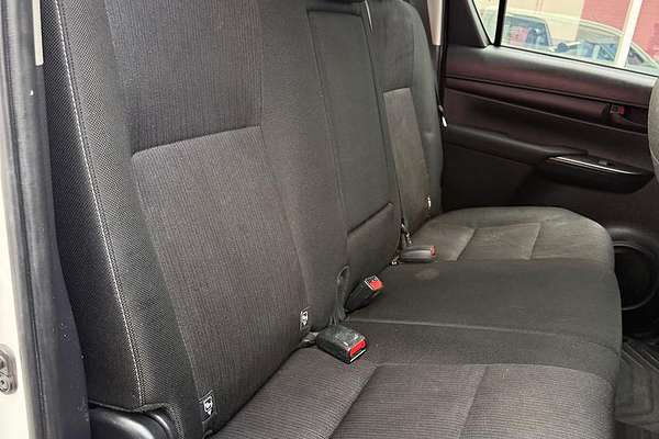 2019 Toyota Hilux SR GUN126R 4X4