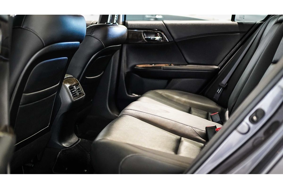 2013 Honda Accord VTi-L 9th Gen