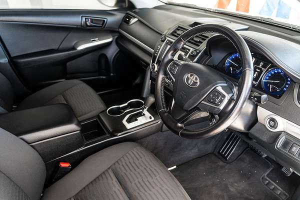 2016 Toyota Camry Atara S ASV50R
