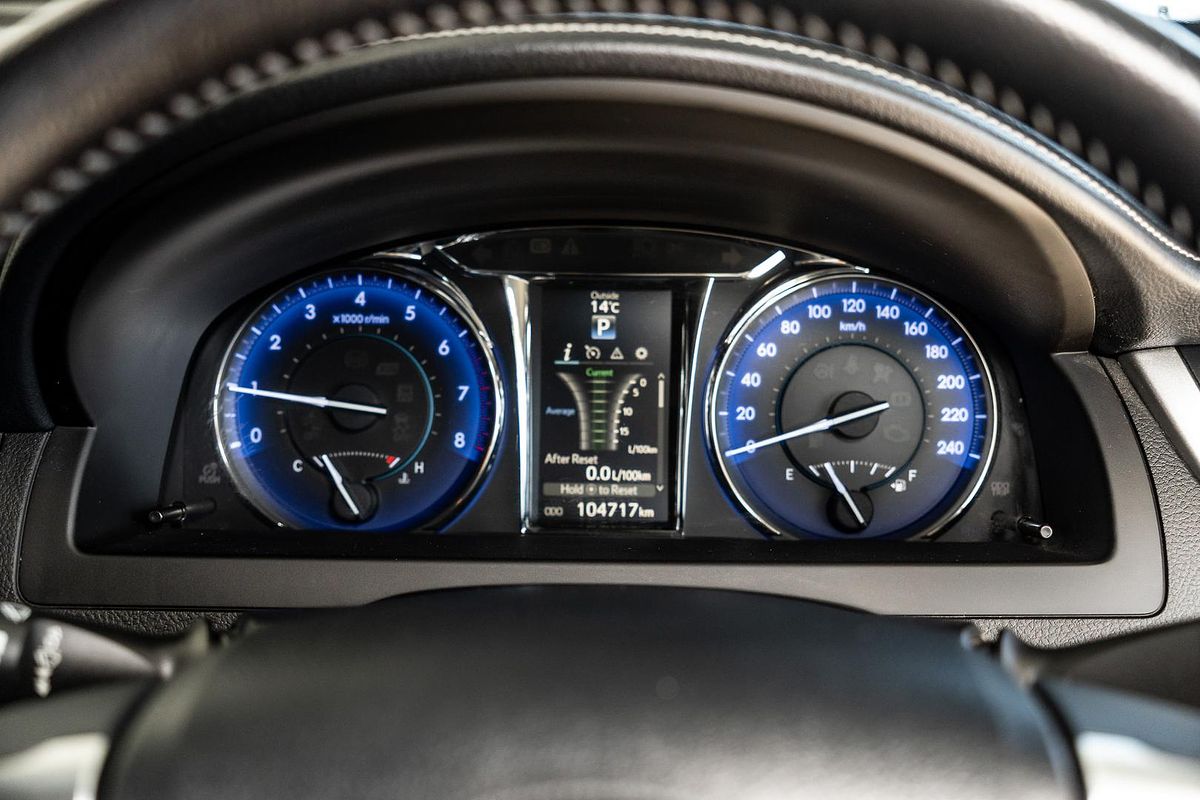 2016 Toyota Camry Atara S ASV50R