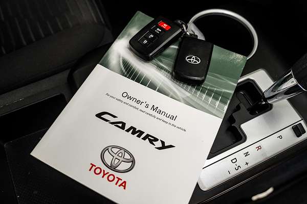 2016 Toyota Camry Atara S ASV50R