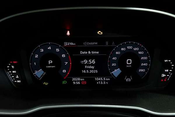 2024 Audi Q3 35 TFSI S line F3