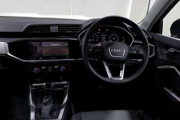 2024 Audi Q3 35 TFSI S line F3