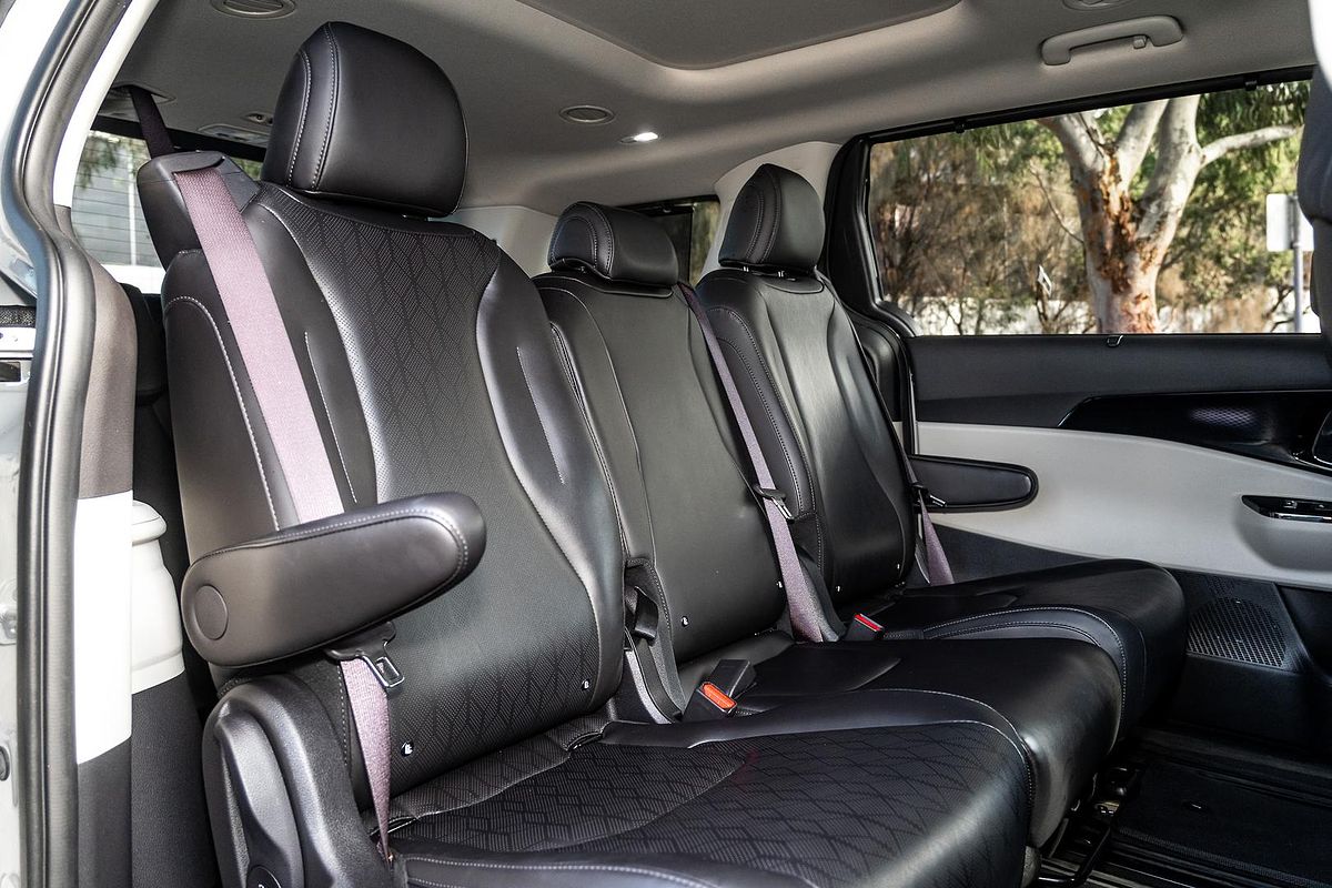 2022 Kia Carnival Platinum KA4