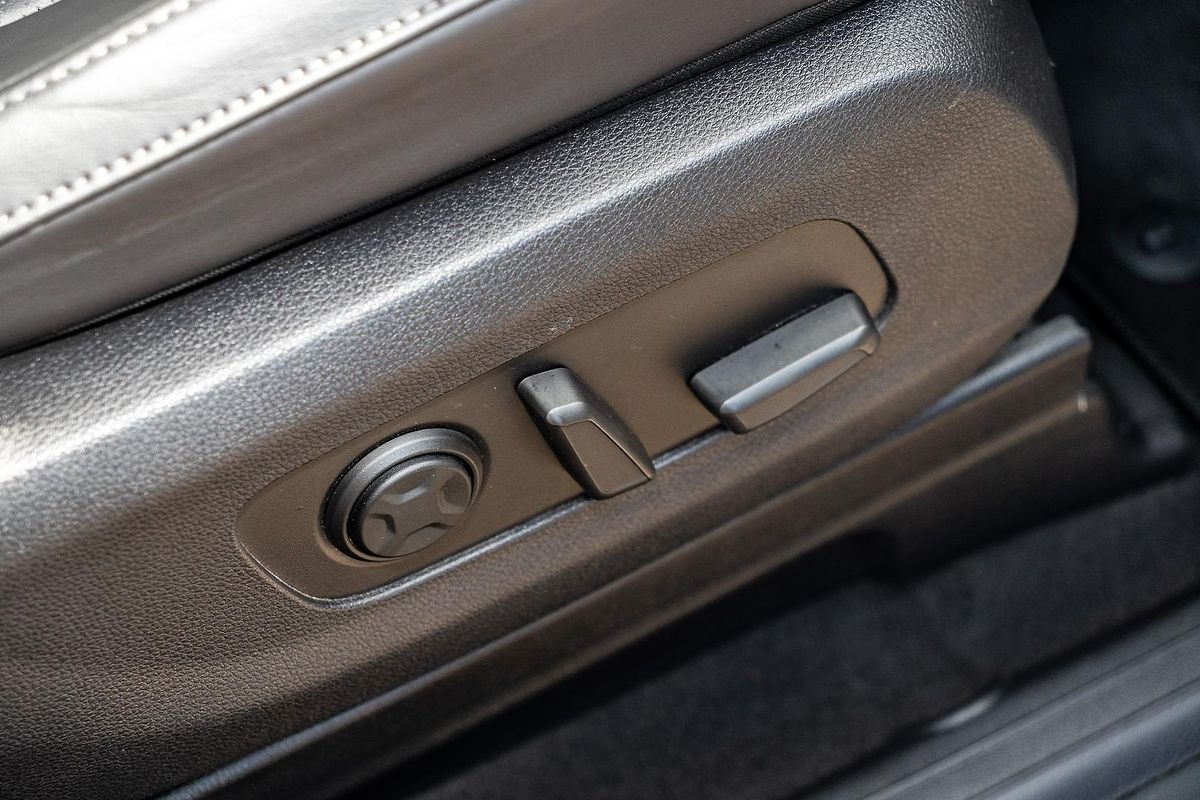 2022 Kia Carnival Platinum KA4