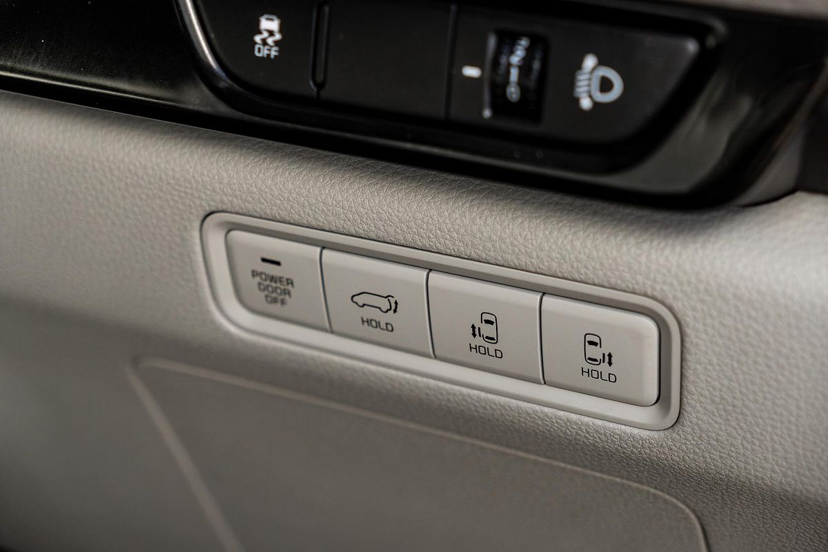 2022 Kia Carnival Platinum KA4