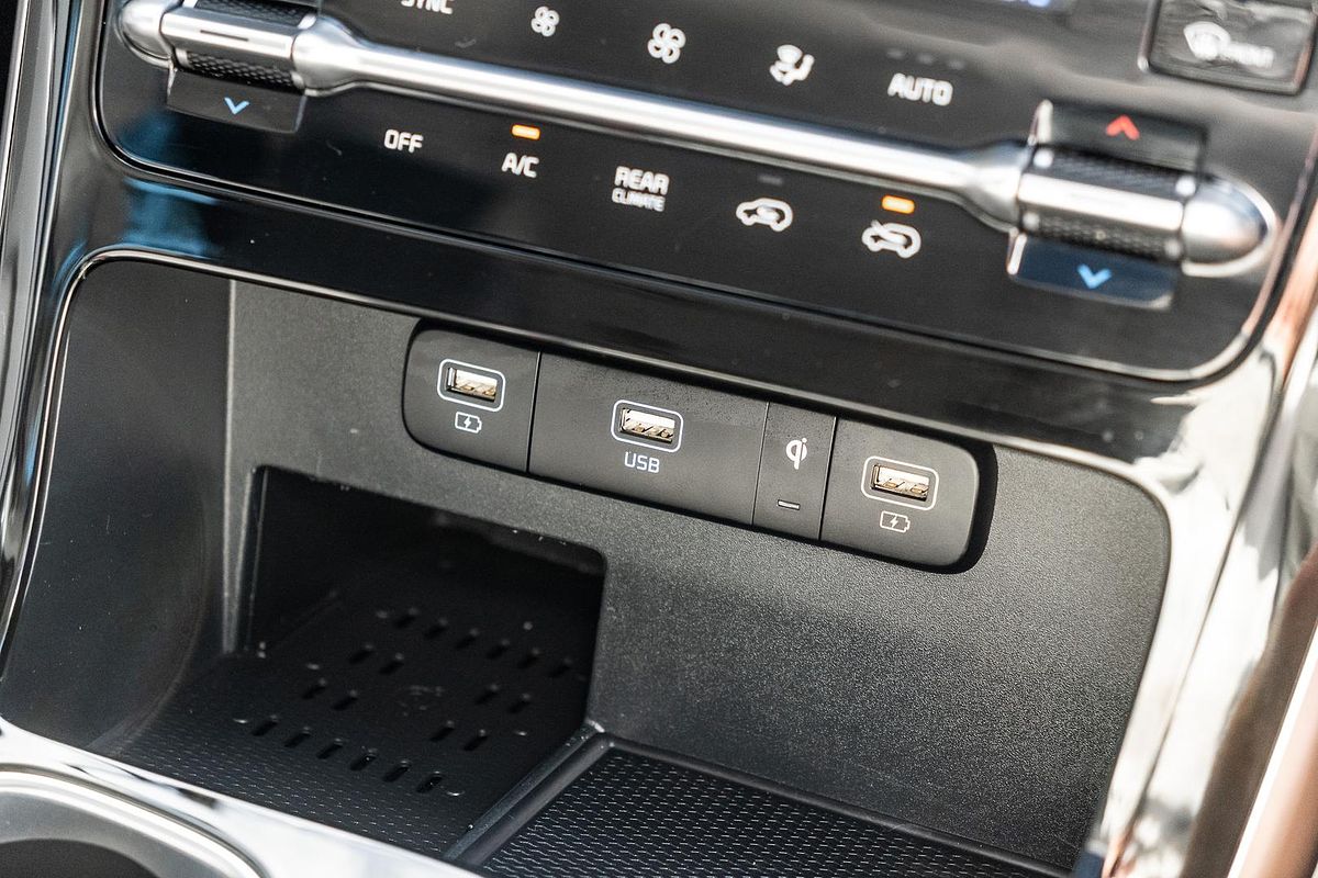 2022 Kia Carnival Platinum KA4