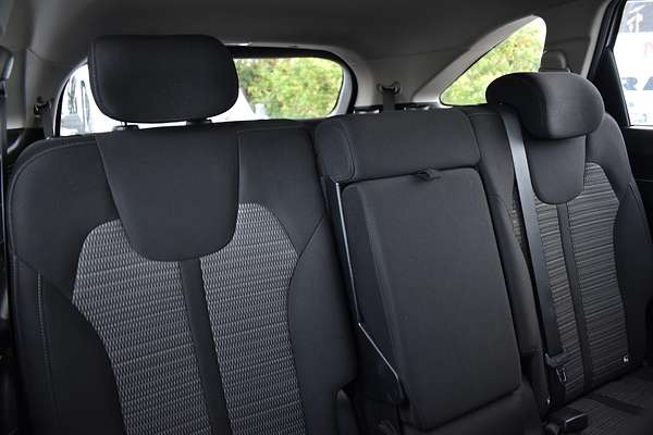 2023 Kia Sorento S MQ4