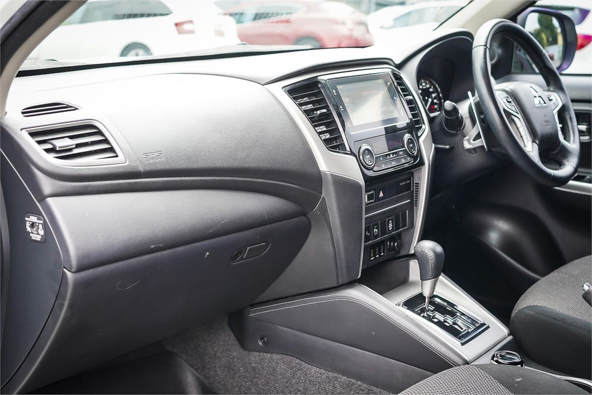 2021 Mitsubishi Triton GLS MR 4X4