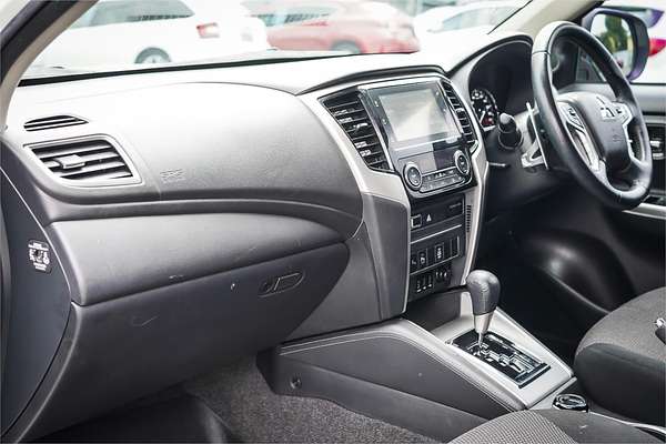 2021 Mitsubishi Triton GLS MR 4X4