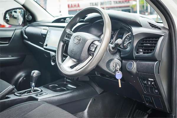 2021 Toyota Hilux SR GUN126R 4X4