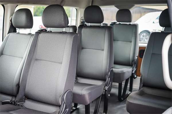 2018 Toyota Hiace Commuter KDH223R