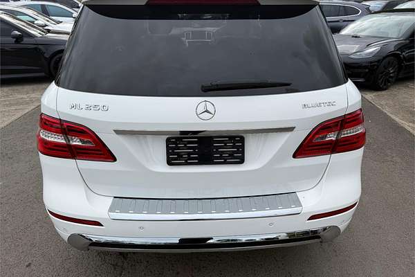2015 Mercedes-Benz M-Class ML250 BlueTEC W166