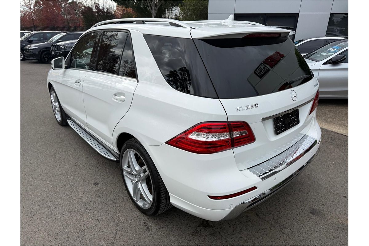 2015 Mercedes-Benz M-Class ML250 BlueTEC W166