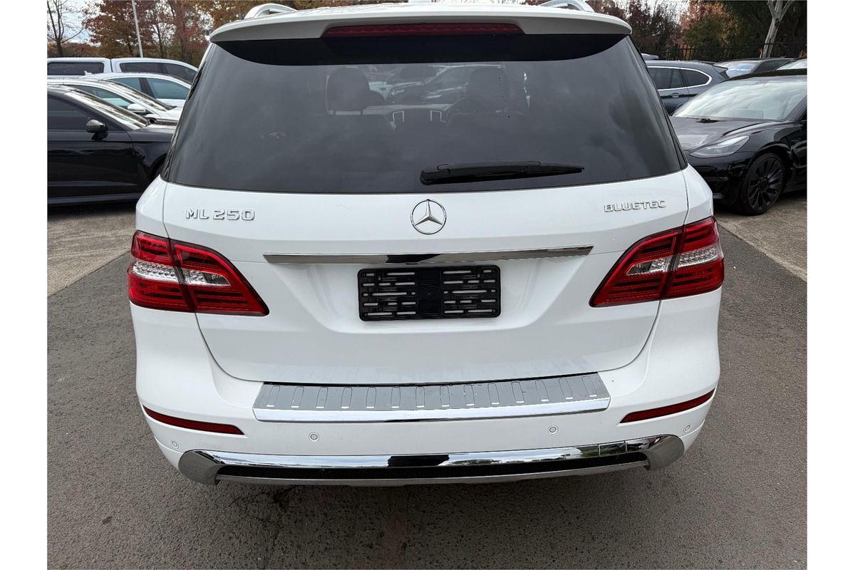 2015 Mercedes-Benz M-Class ML250 BlueTEC W166