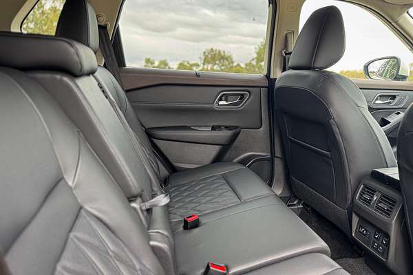 2025 Nissan X-TRAIL Ti-L e-POWER T33