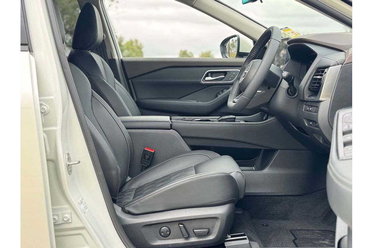 2025 Nissan X-TRAIL Ti-L e-POWER T33