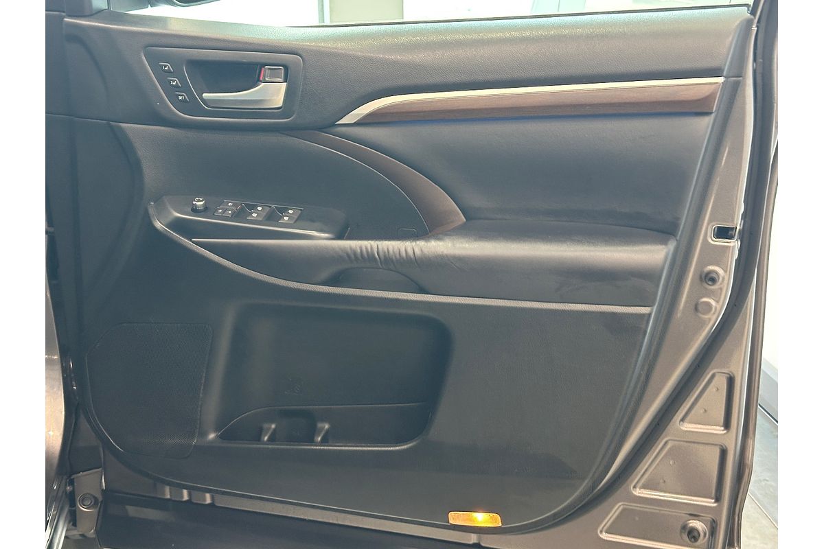 2016 Toyota Kluger Grande GSU55R