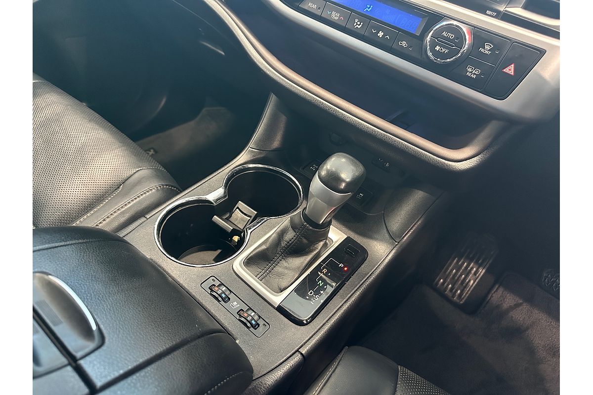 2016 Toyota Kluger Grande GSU55R