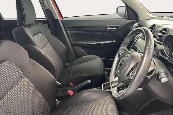 2017 Suzuki Swift Hybrid RS