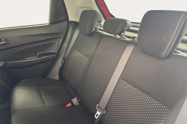2017 Suzuki Swift Hybrid RS